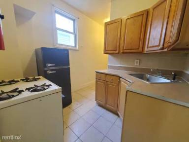 Main picture of 628 Bramhall Ave