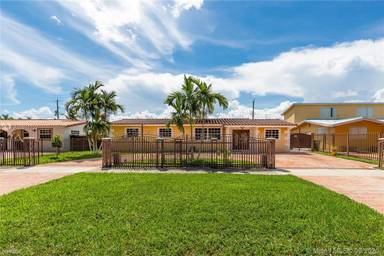 Main picture of 3000 SW 92nd Ave