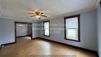 Main picture of 824 Cleveland St