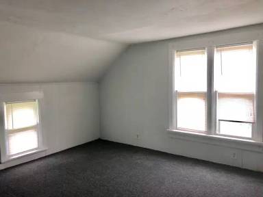 Main picture of 1202 1/2 James Ave