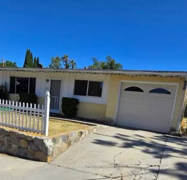 Main picture of 4217 Thomas St