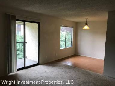 Main picture of 12424 NE 145th St