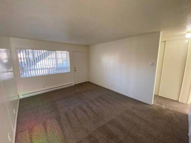 Main picture of 528 SW Levens St