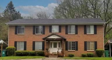 Main picture of CLARK STREET