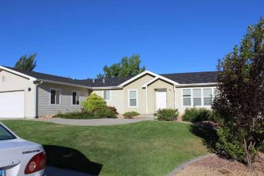 Main picture of 363 N Foothill Dr