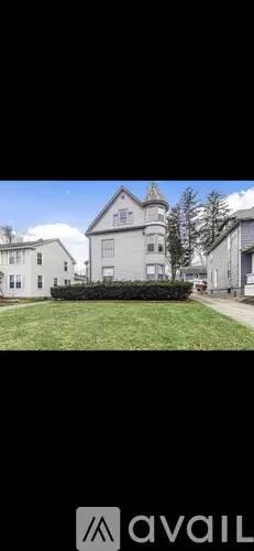 Main picture of 79 Genesee St
