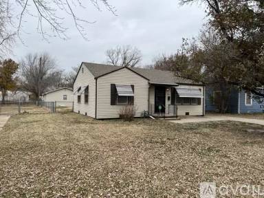 Main picture of 1541 S Richmond Ave