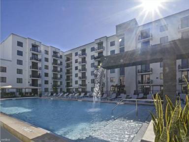 Main picture of 6576 SW 20th St