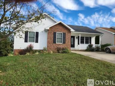 Main picture of 3271 Legion Way