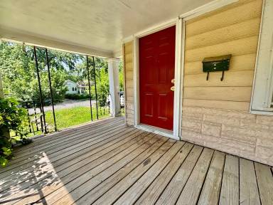 Main picture of 2404 E 67th Ter