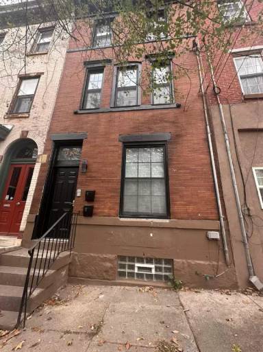 Main picture of 910 N 29th St