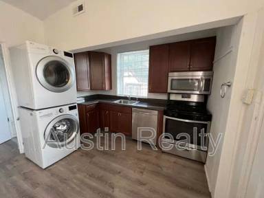 Main picture of 1364 McCausland Ave