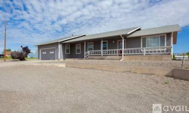 Main picture of 2876 Patterson Rd