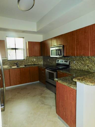 Main picture of Vintage at Lighthouse Point Townhomes