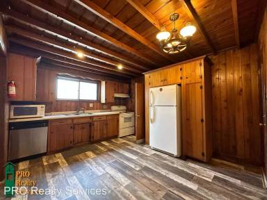 Main picture of 3201 Harriet Ave