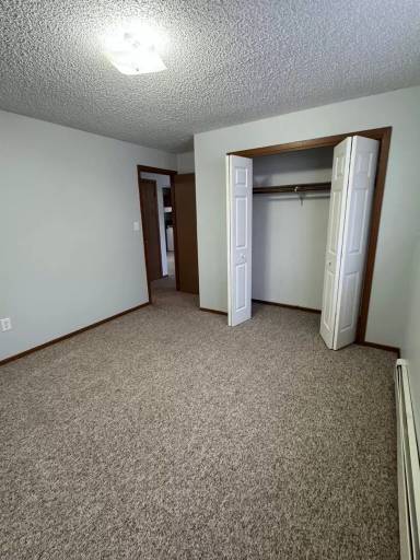 Main picture of 301 15th St NE