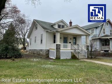 Main picture of 1439 Elmwood Ave