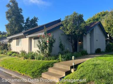 Main picture of 2901 Pasatiempo Pl