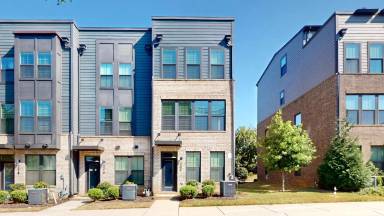 Main picture of 206 Music Hall Way