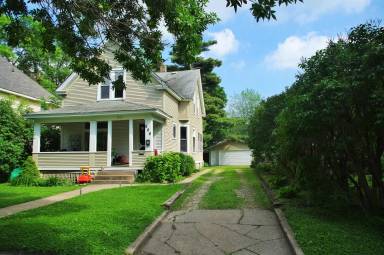 Main picture of 666 Short St