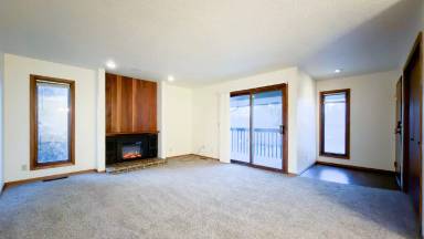 Main picture of 3951 Doral Dr