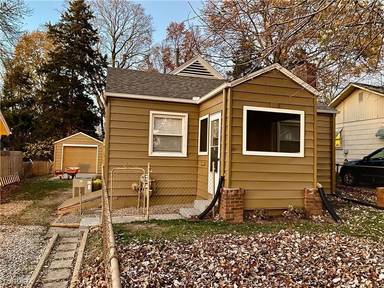 Main picture of 112 W 79th St