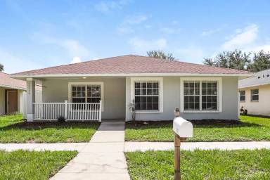 Main picture of 10326 Summerview Cir