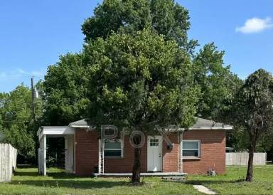 Main picture of 1011 E 4th St