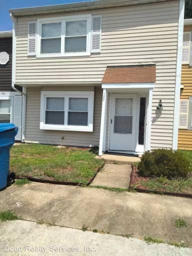 Main picture of 756 Spence Cir