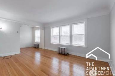 Main picture of 2803 W Lunt Ave