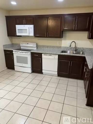Main picture of 4840 W Avenue L14