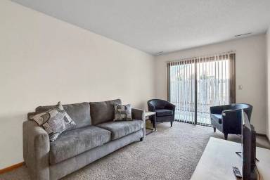 Main picture of 1115 W 1st St