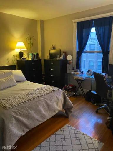 Main picture of 1082 Commonwealth Ave