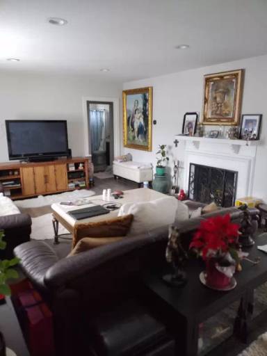 Main picture of 1360 Apple Dr