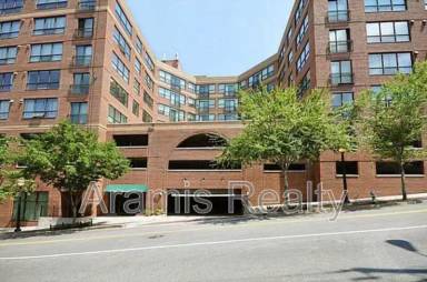 Main picture of Centennial House Condos