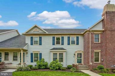 Main picture of 5404 Oxford Dr