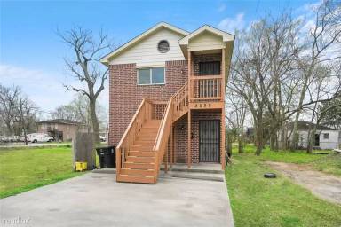 Main picture of 3020 Jewel St
