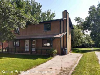 Main picture of 3303 Hall St