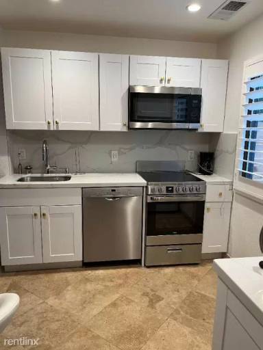 Main picture of 575 Webster Dr