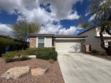 Main picture of 21260 W Almeria Rd