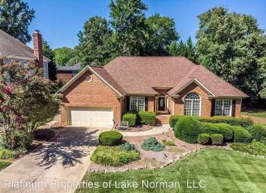 Main picture of 8937 McDiarmid Ln