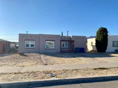 Main picture of 827 Raynolds St