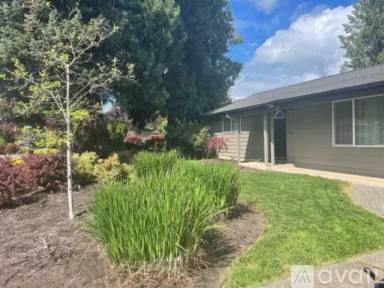 Main picture of 3389 Arrowhead St