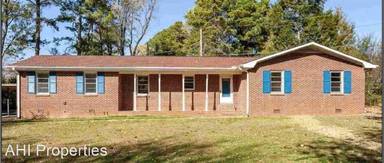 Main picture of 1103 Wayne Cir
