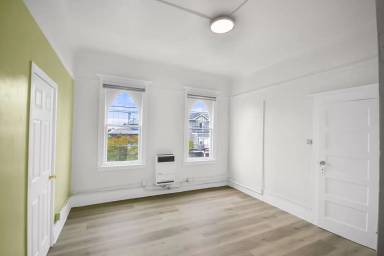 Main picture of 2511 Dana St