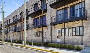 Main picture of 800 Red Drew Ave
