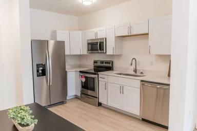 Main picture of 125 Liberty Ln