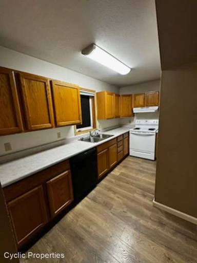 Main picture of 1212 29th Ave