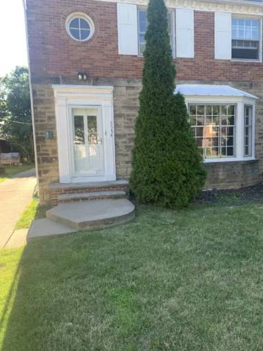 Main picture of 3570 Lynnfield Rd
