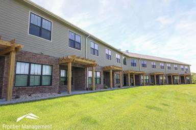 Main picture of 2029 Vanesta Pl